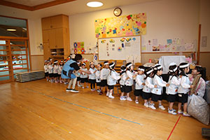 新聞遊びで大盛り上がり！　こあら