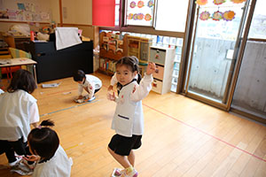 新聞遊びで大盛り上がり！　こあら