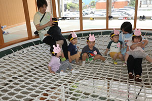 ネット遊具で遊んだよ　ひよこ
