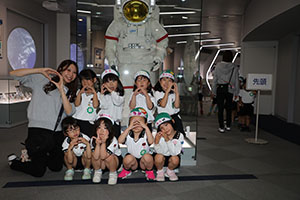 プラネタリウム見学　　たくさんの星がきれいだったね　A・B　NO．1