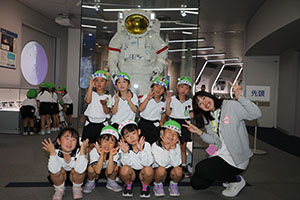 プラネタリウム見学　　たくさんの星がきれいだったね　A・B　NO．1