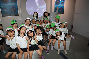 プラネタリウム見学　　たくさんの星がきれいだったね　A・B　NO．1