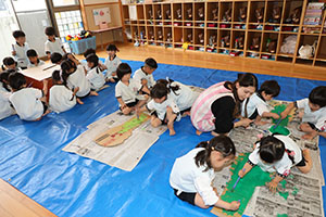 大きなカブの制作　こあら