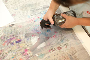 あじさいの制作　ーにじみ絵ー　C
