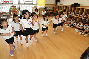 イングリッシュ　ばら・すみれ