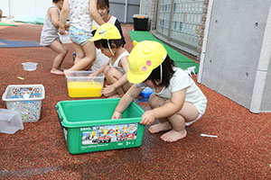 色水遊び　あひる