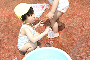 色水遊び　あひる