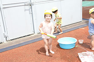色水遊び　あひる
