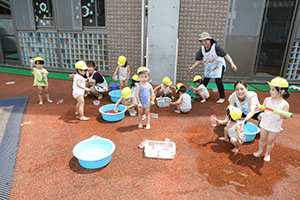 色水遊び　あひる