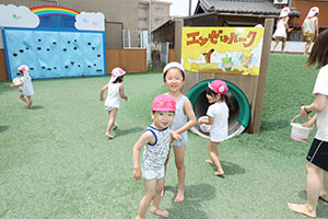どろんこ遊び　うさぎ・ばら