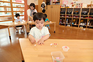 ビニールボールの制作　ひよこ