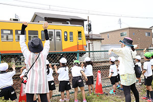 お散歩楽しかったね　　たんぽぽ・B