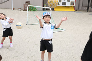 サッカー教室が開かれました　C・D