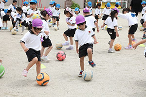 サッカー教室が開かれました　C・D