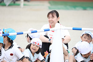 5月生まれのお誕生会　「シャボン玉ショー」　　年中