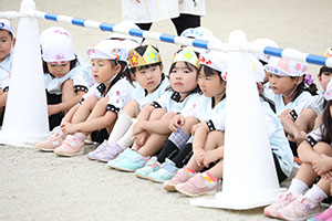 5月生まれのお誕生会　「シャボン玉ショー」　　年中