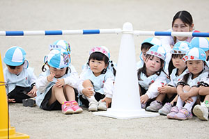5月生まれのお誕生会　「シャボン玉ショー」　　年少