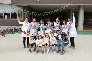 5月生まれのお誕生会　「シャボン玉ショー」　　年少