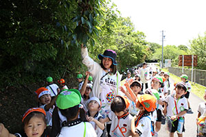 伊坂ダムまでお散歩へでかけました　B・E