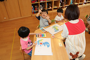 恐竜の制作　ひよこ
