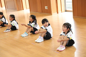 はじめての体操教室　　ことり