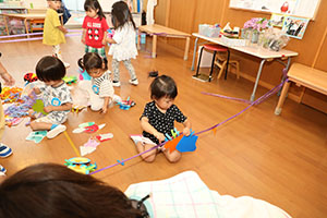 洗濯ばさみ遊び　ぺんぎん