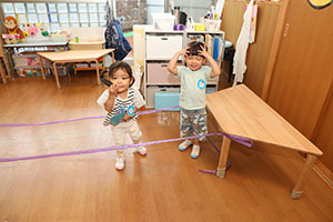 洗濯ばさみ遊び　ぺんぎん