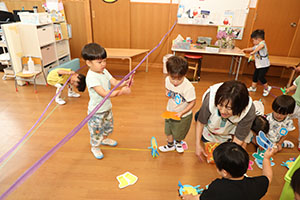 洗濯ばさみ遊び　ぺんぎん