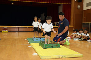 体操教室　ー跳び箱ー　さくら