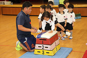 体操教室　ー跳び箱ー　たんぽぽ
