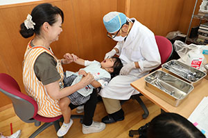 歯科検診が行われました　ひまわり・さくら・たんぽぽ・年少組