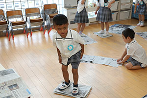新聞じゃんけんゲーム　さくら