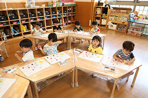 虫取りの制作　ぺんぎん
