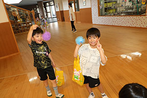 エンゼル七夕まつり　ヨーヨーすくい　年長・2歳児クラス