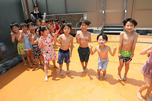 2階のプール　楽しかったね！　E