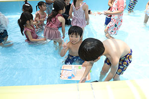 2階のプール　楽しかったね！　E
