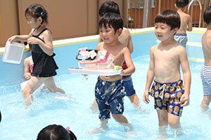 2階のプール　楽しかったね！　E