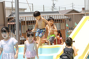 2階のプール　楽しかったね！　E