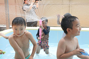 2階のプール　楽しかったね！　B