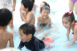 2階のプール　楽しかったね！　A