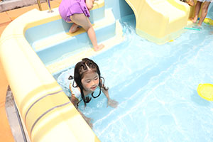 2階のプール　楽しかったね！　A