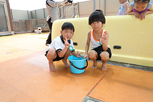 2階のプール　楽しかったね！　A