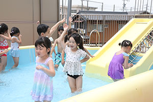 2階のプール　楽しかったね！　A