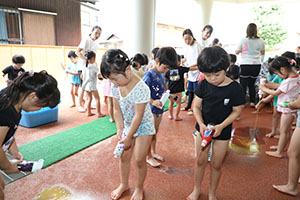 7月生まれのお誕生会　ーごちゃまぜパーティー　　年中組