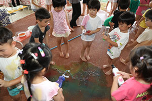 7月生まれのお誕生会　ーごちゃまぜパーティー　　年中組