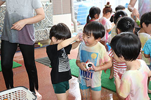 7月生まれのお誕生会　ーごちゃまぜパーティー　　年中組