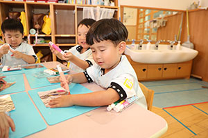 アイスの制作　ー写し絵ー　ことり