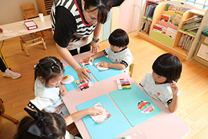 アイスの制作　ー写し絵ー　ことり