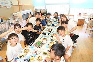 カミングエンゼル　　給食美味しかったね