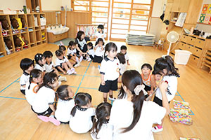 夏の思い出の発表　きりん・ぱんだ・さくら・E